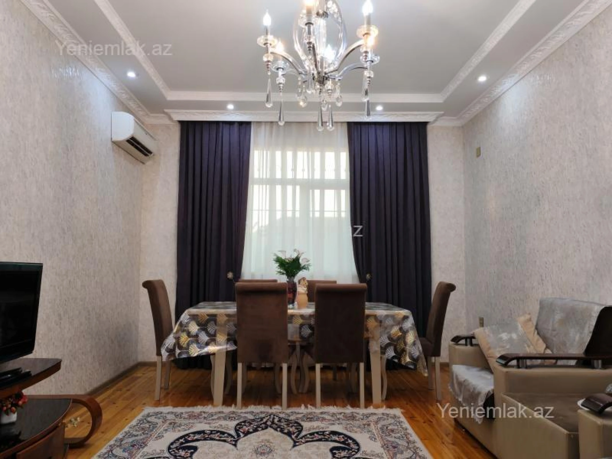 Satılır 7 otaqlı həyət evi 200 m²