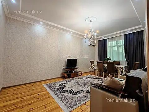 Satılır 7 otaqlı həyət evi 200 m²