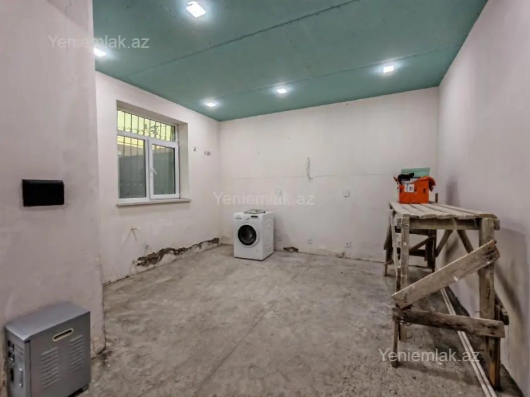 Satılır 7 otaqlı həyət evi 200 m²