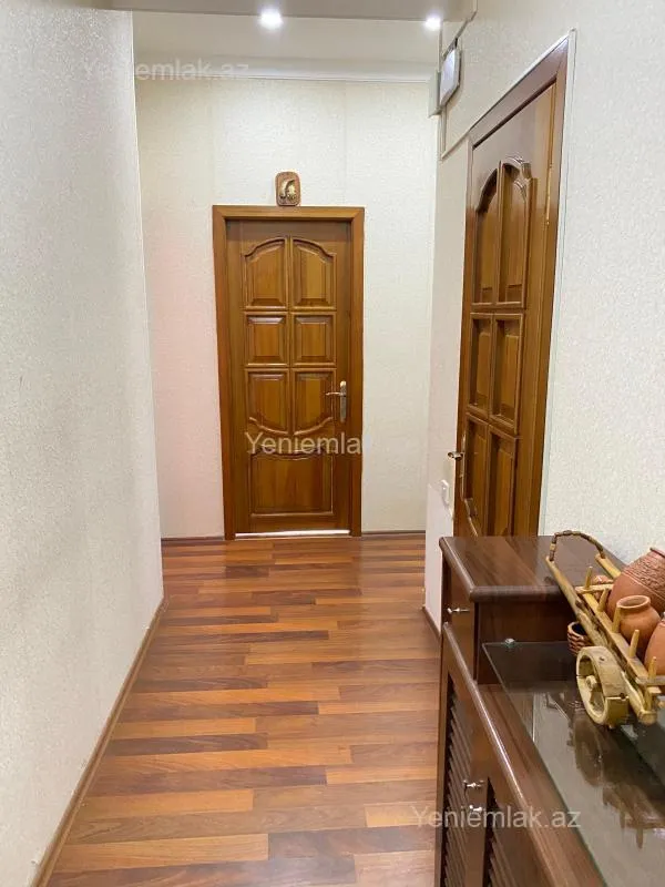 Satılır 3 otaqlı yeni tikili 118 m²