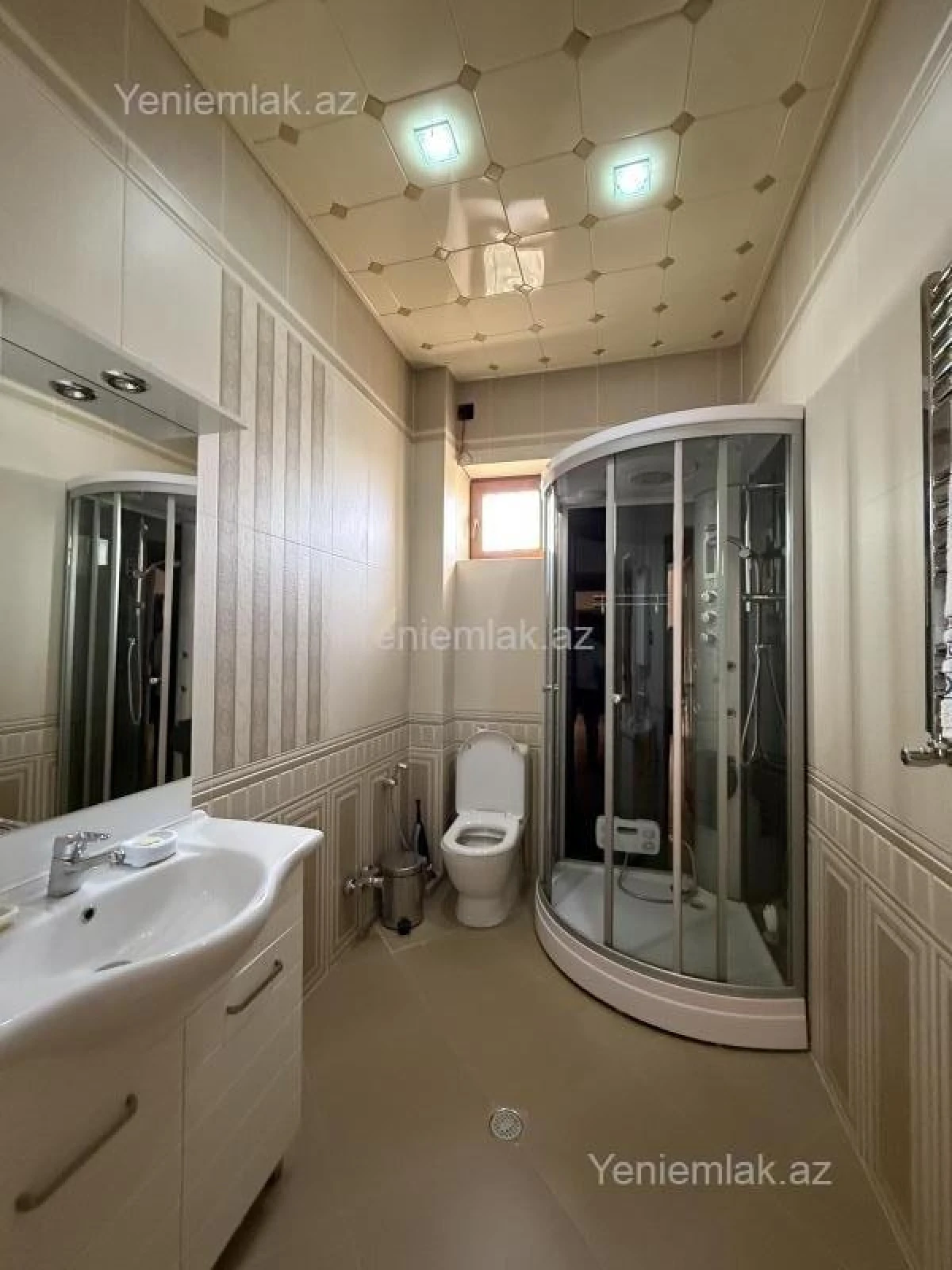 Satılır 6 otaqlı həyət evi 400 m²