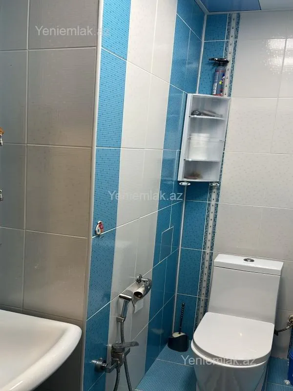 Satılır 2 otaqlı köhnə tikili 83 m²