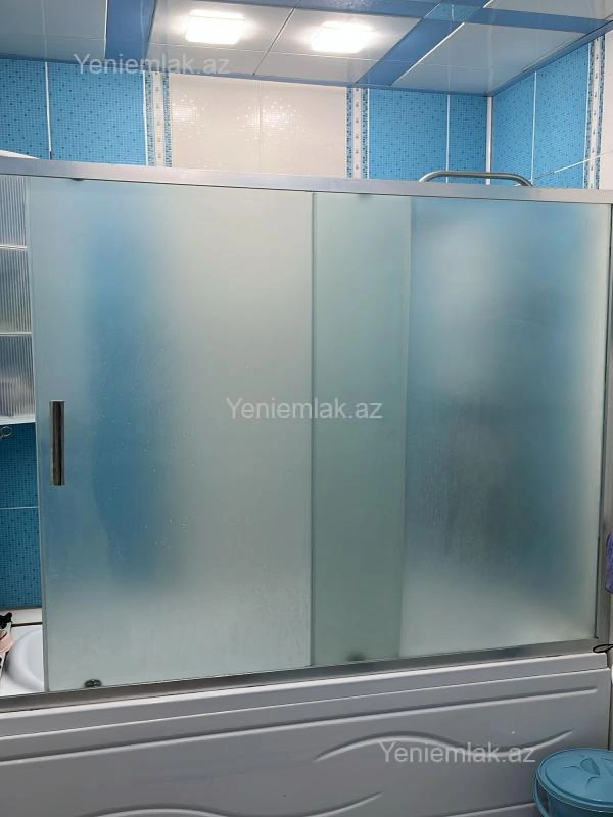 Satılır 2 otaqlı köhnə tikili 83 m²