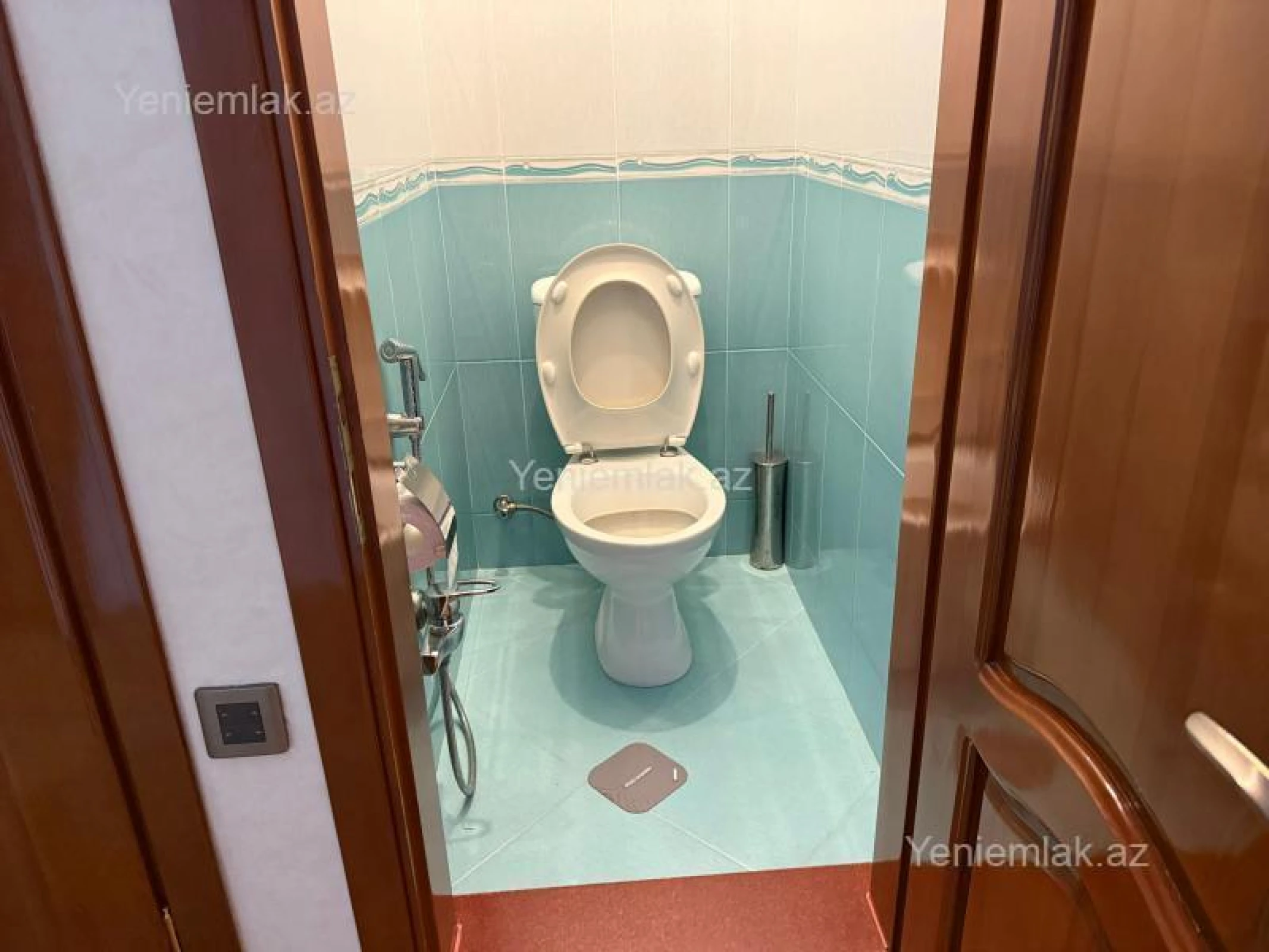 Satılır 6 otaqlı həyət evi 310 m²