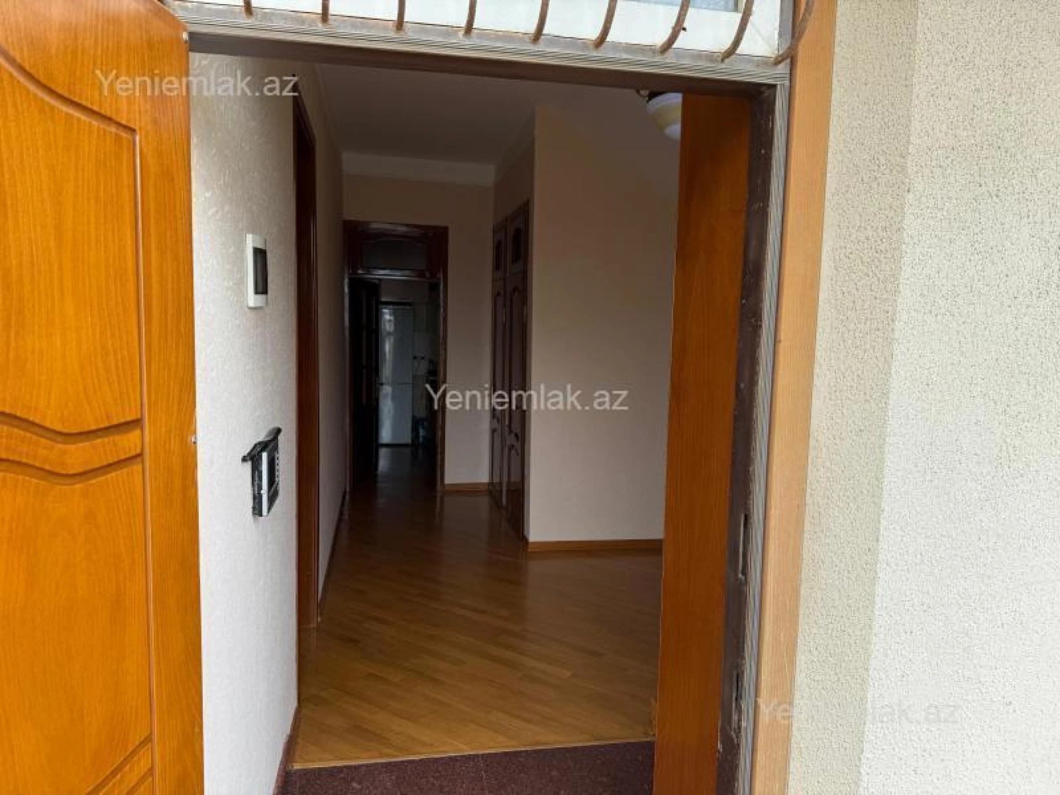 Satılır 6 otaqlı həyət evi 310 m²