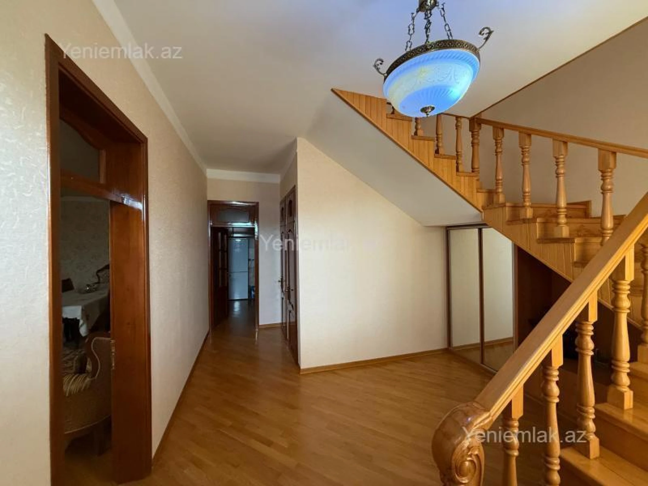 Satılır 6 otaqlı həyət evi 310 m²