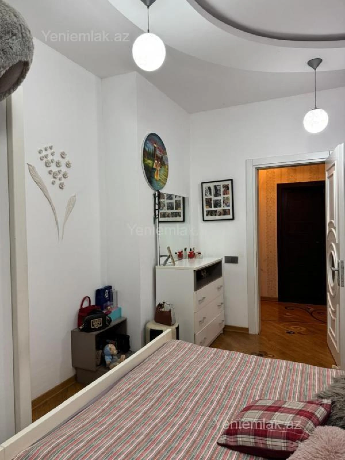 Satılır 2 otaqlı yeni tikili 100 m²