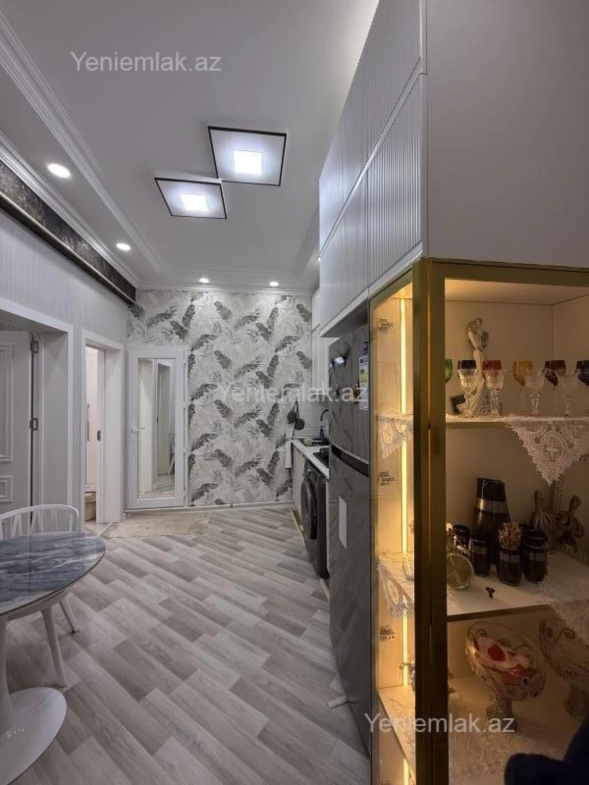 Satılır 3 otaqlı yeni tikili 70 m²