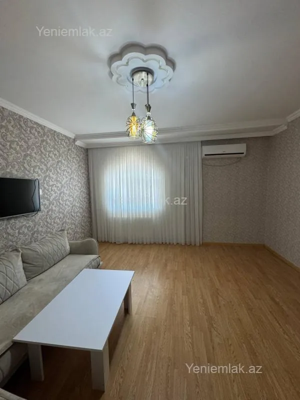 Satılır 3 otaqlı yeni tikili 72 m²