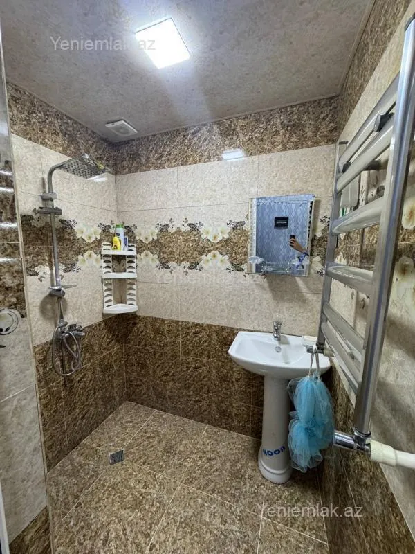 Satılır 3 otaqlı yeni tikili 72 m²