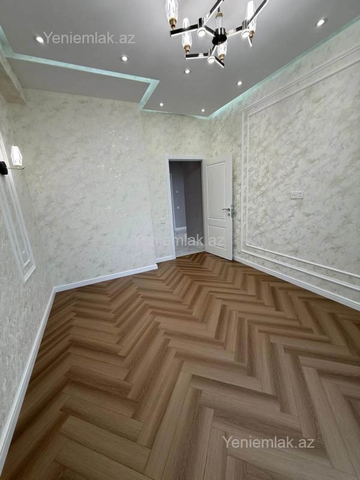 Satılır 2 otaqlı yeni tikili 60 m²