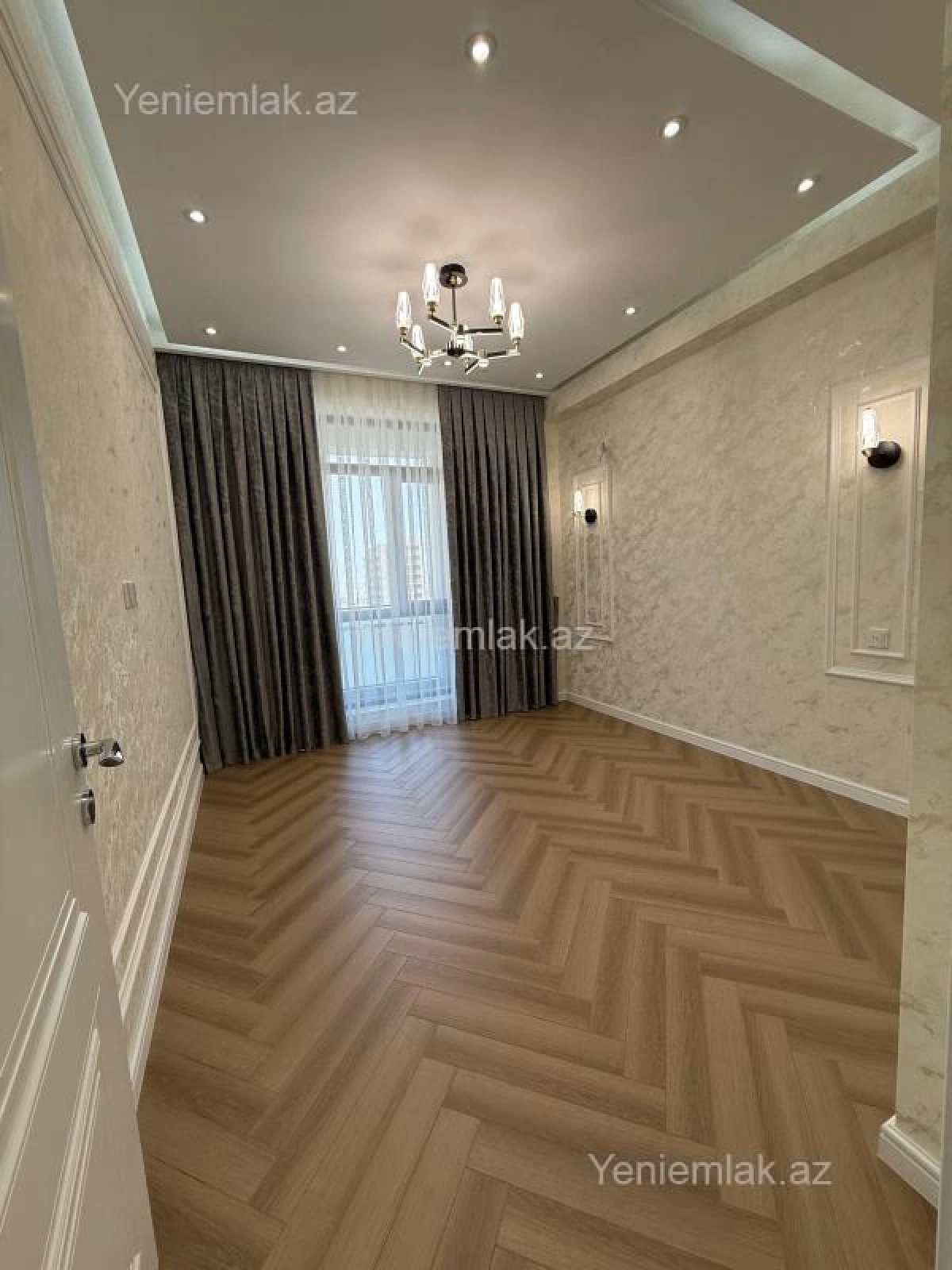 Satılır 2 otaqlı yeni tikili 60 m²
