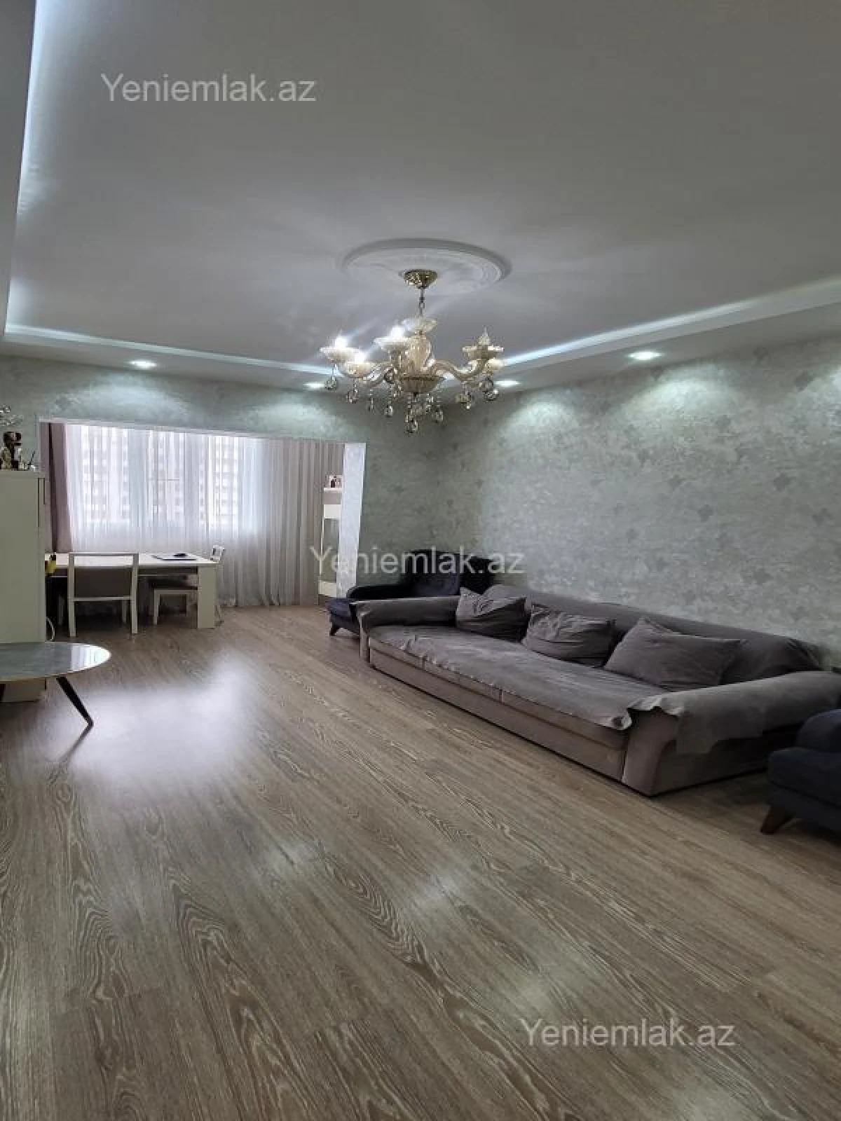 Satılır 3 otaqlı köhnə tikili 80 m²