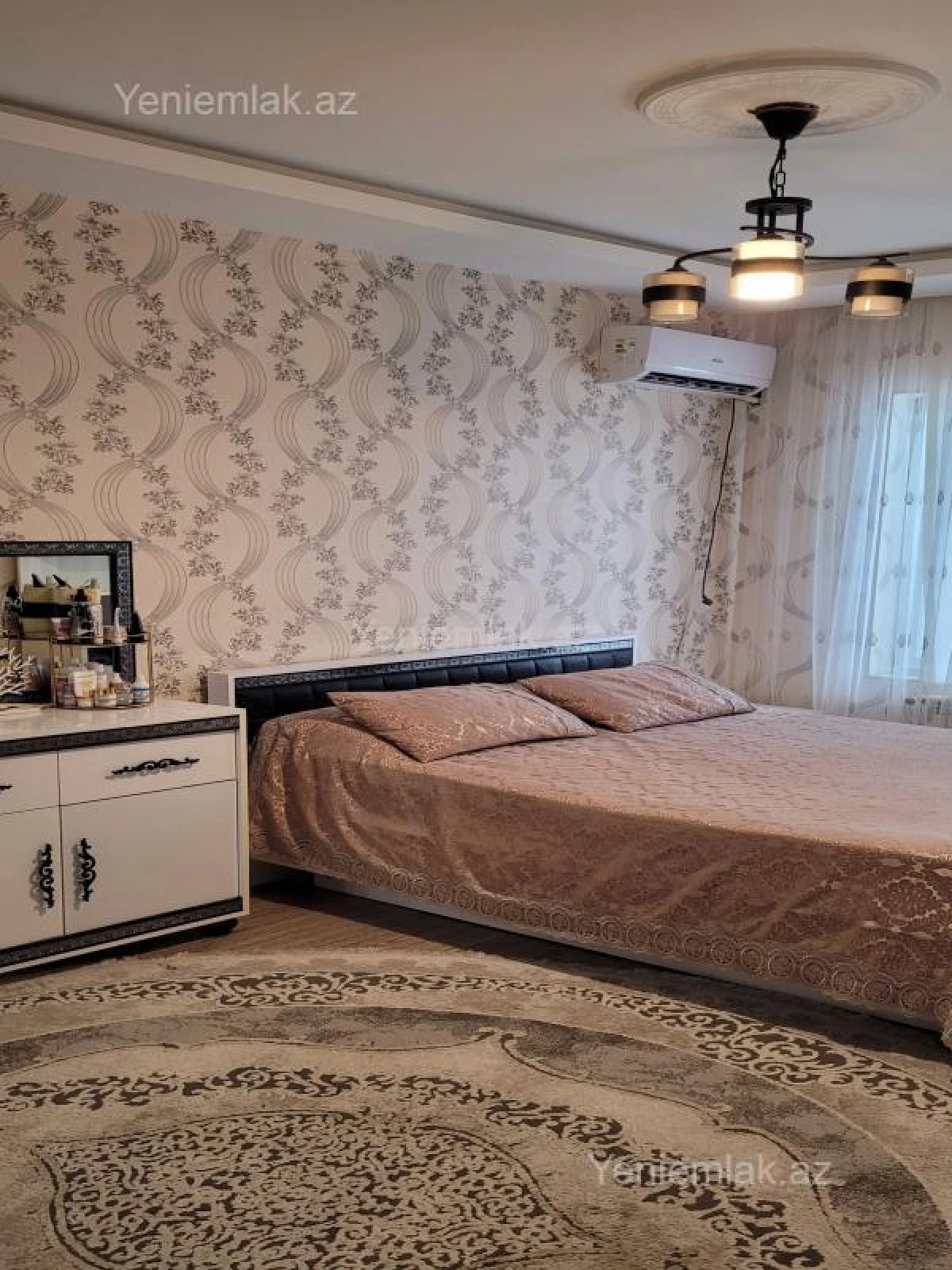 Satılır 3 otaqlı köhnə tikili 80 m²