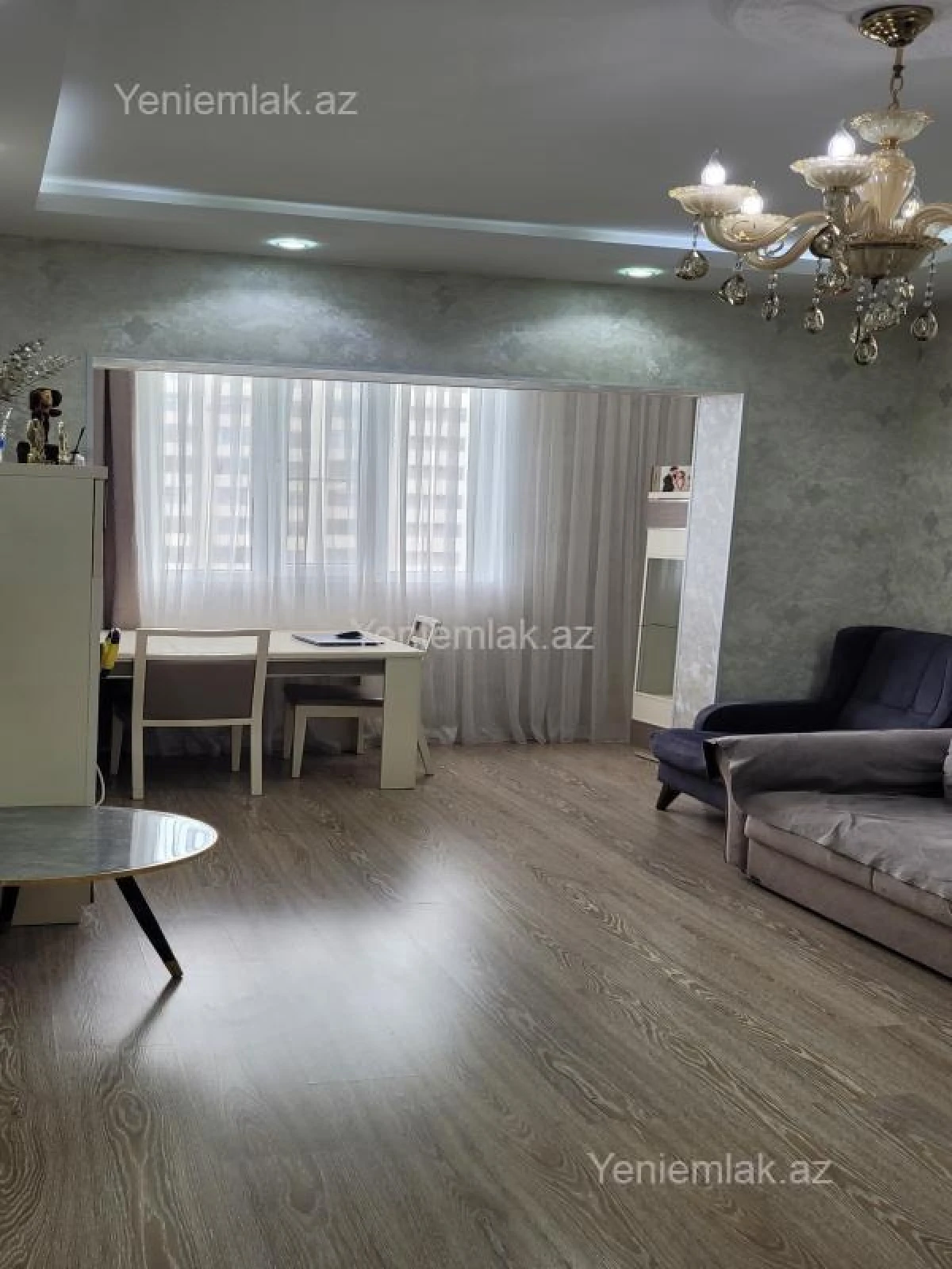 Satılır 3 otaqlı köhnə tikili 80 m²