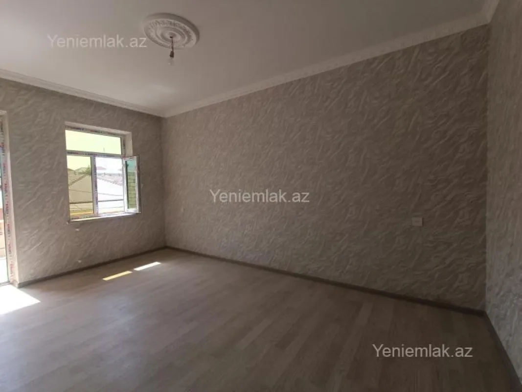 Satılır 4 otaqlı həyət evi 120 m²