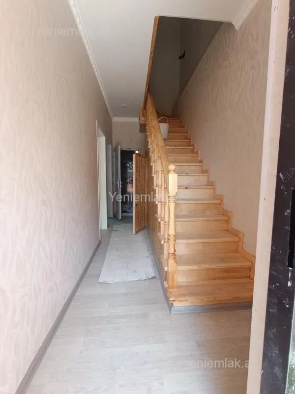 Satılır 4 otaqlı həyət evi 120 m²