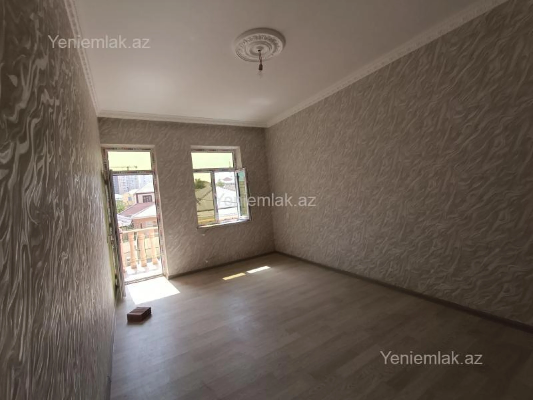 Satılır 4 otaqlı həyət evi 120 m²