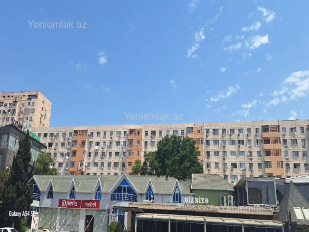 Satılır 3 otaqlı köhnə tikili 76 m²