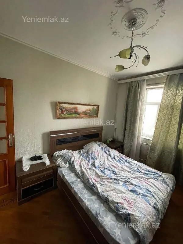 Satılır 3 otaqlı köhnə tikili 76 m²