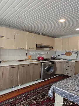 Satılır 5 otaqlı köhnə tikili 110 m²