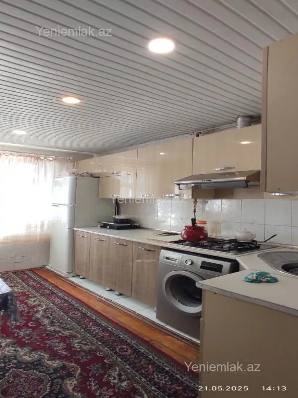 Satılır 5 otaqlı köhnə tikili 110 m²