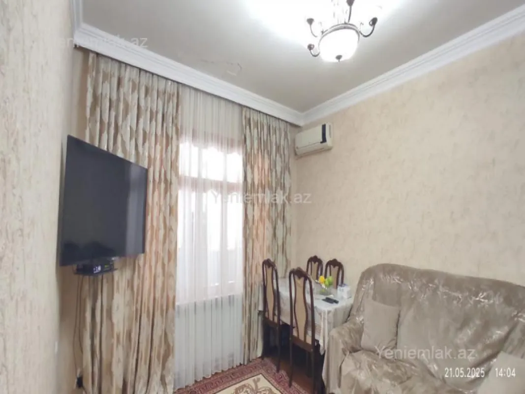 Satılır 5 otaqlı köhnə tikili 110 m²
