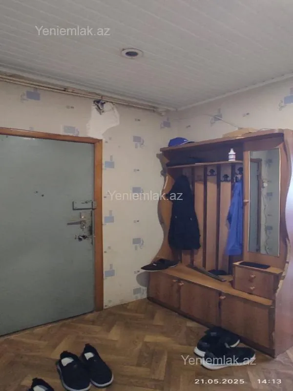 Satılır 5 otaqlı köhnə tikili 110 m²