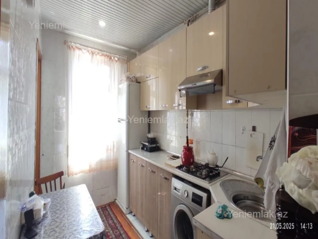 Satılır 5 otaqlı köhnə tikili 110 m²