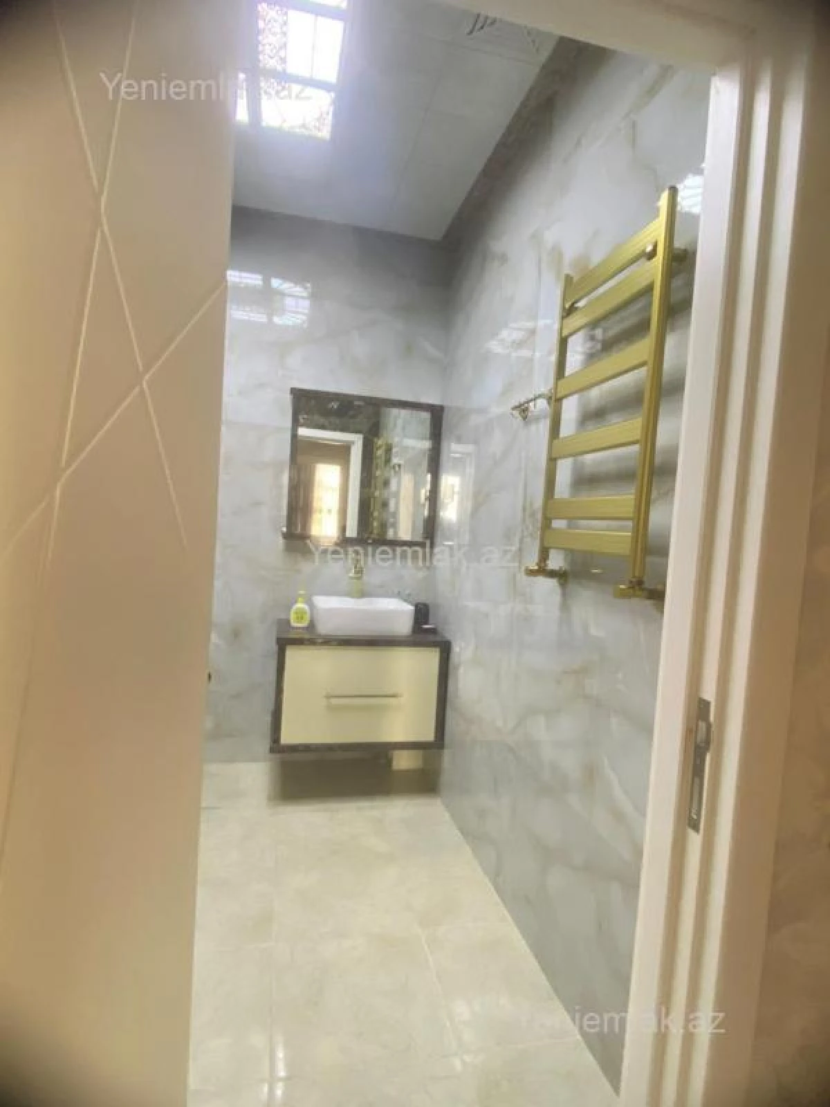 Satılır 3 otaqlı yeni tikili 117 m²