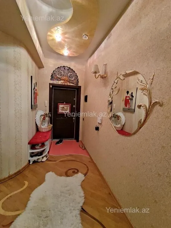 Satılır 3 otaqlı yeni tikili 100 m²