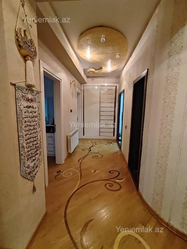 Satılır 3 otaqlı yeni tikili 100 m²