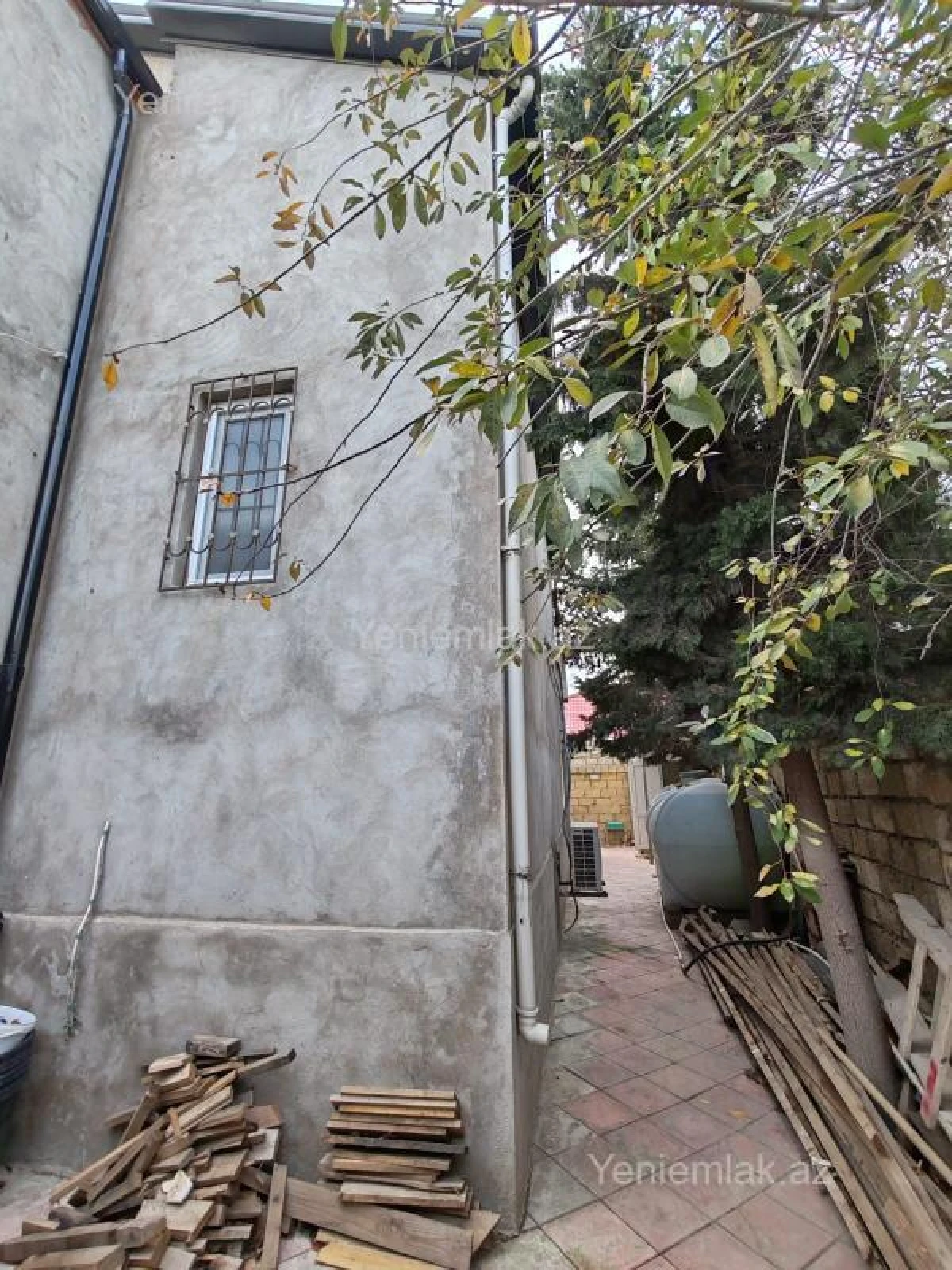 Satılır 4 otaqlı həyət evi 220 m²