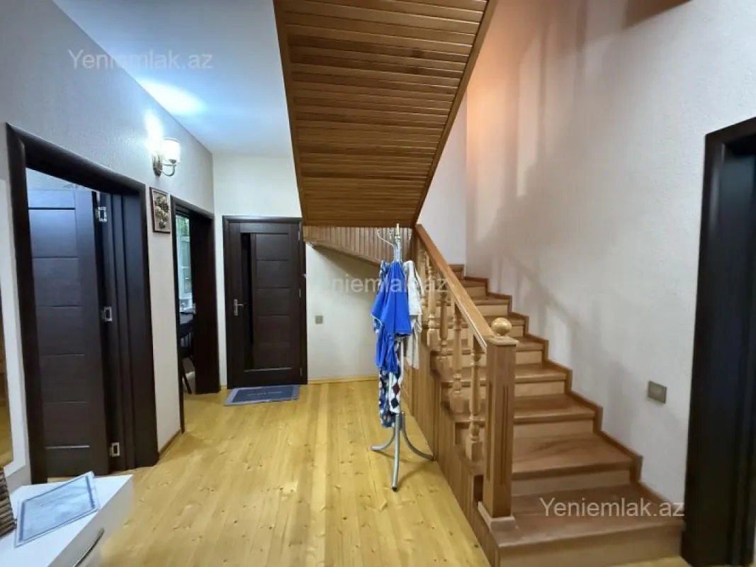 Satılır 4 otaqlı həyət evi 170 m²