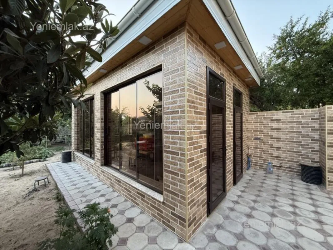 Satılır 4 otaqlı həyət evi 170 m²