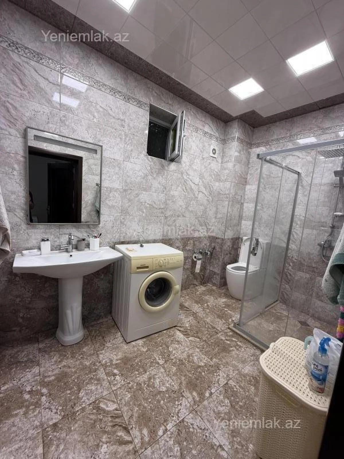 Satılır 4 otaqlı həyət evi 170 m²