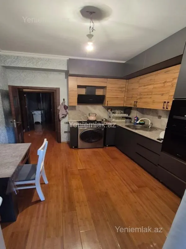 Satılır 2 otaqlı yeni tikili 66 m²