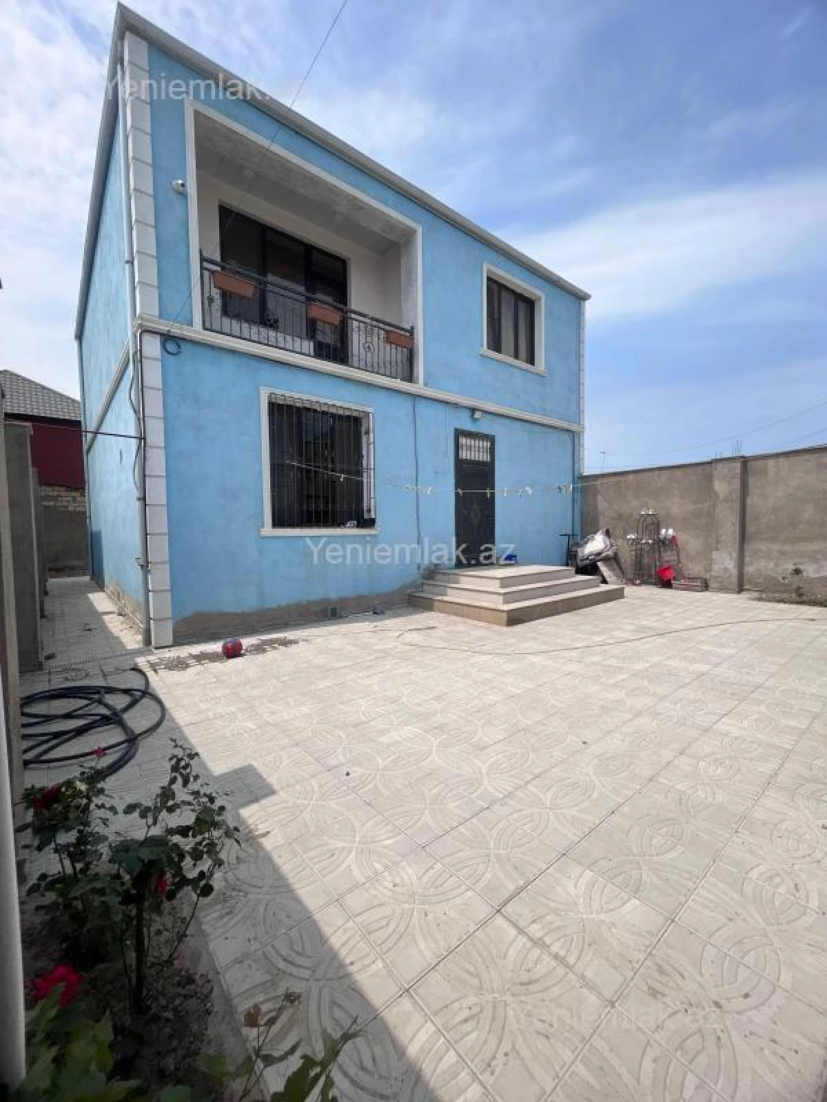 Satılır 4 otaqlı həyət evi 190 m²