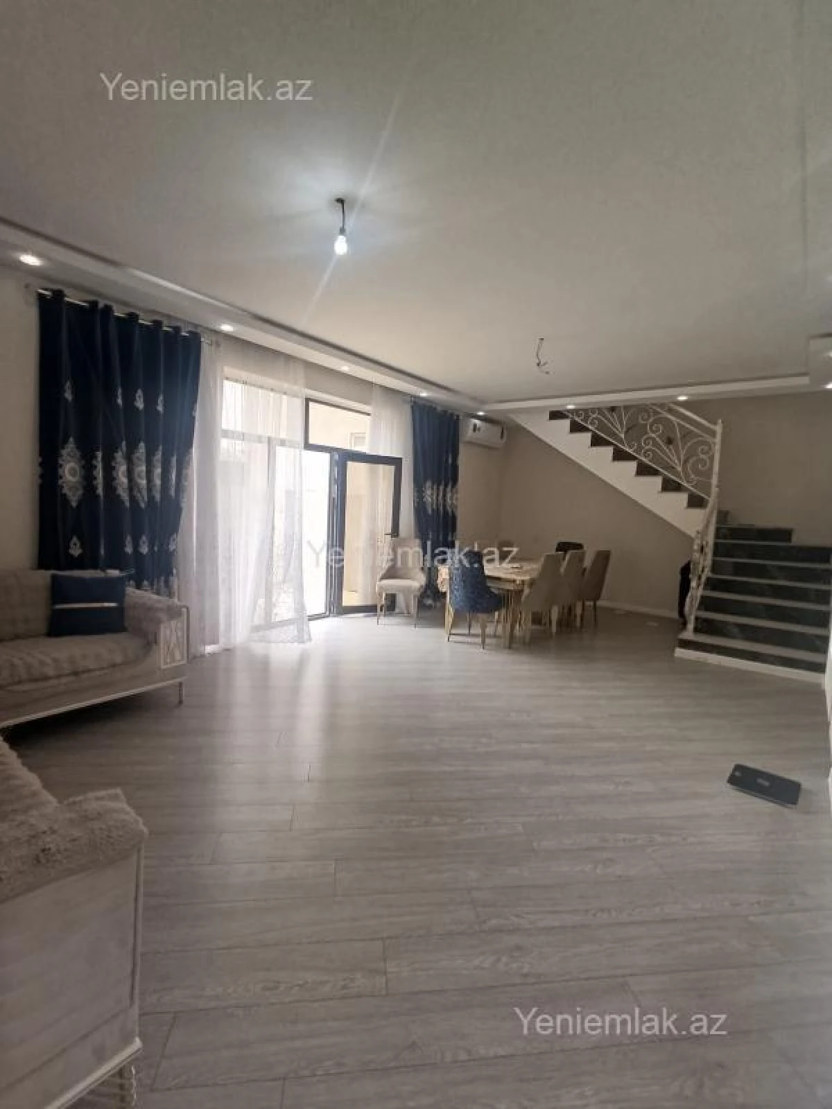 Satılır 4 otaqlı həyət evi 190 m²