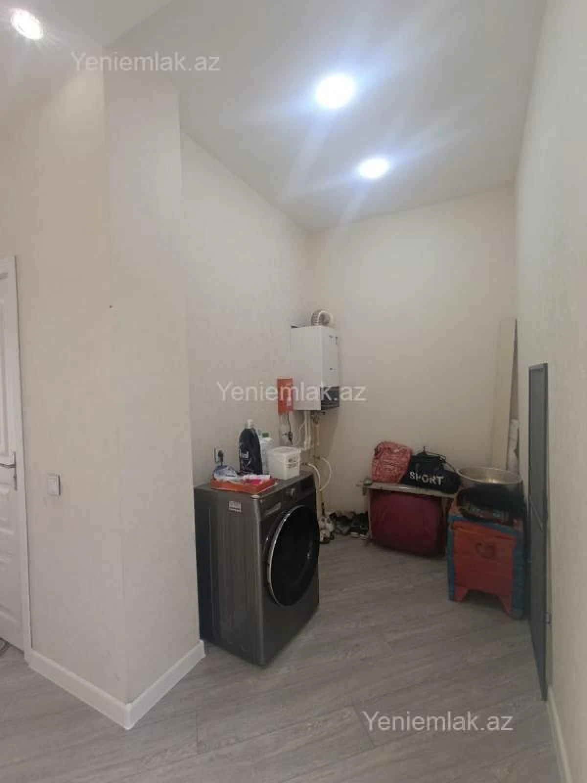 Satılır 4 otaqlı həyət evi 190 m²