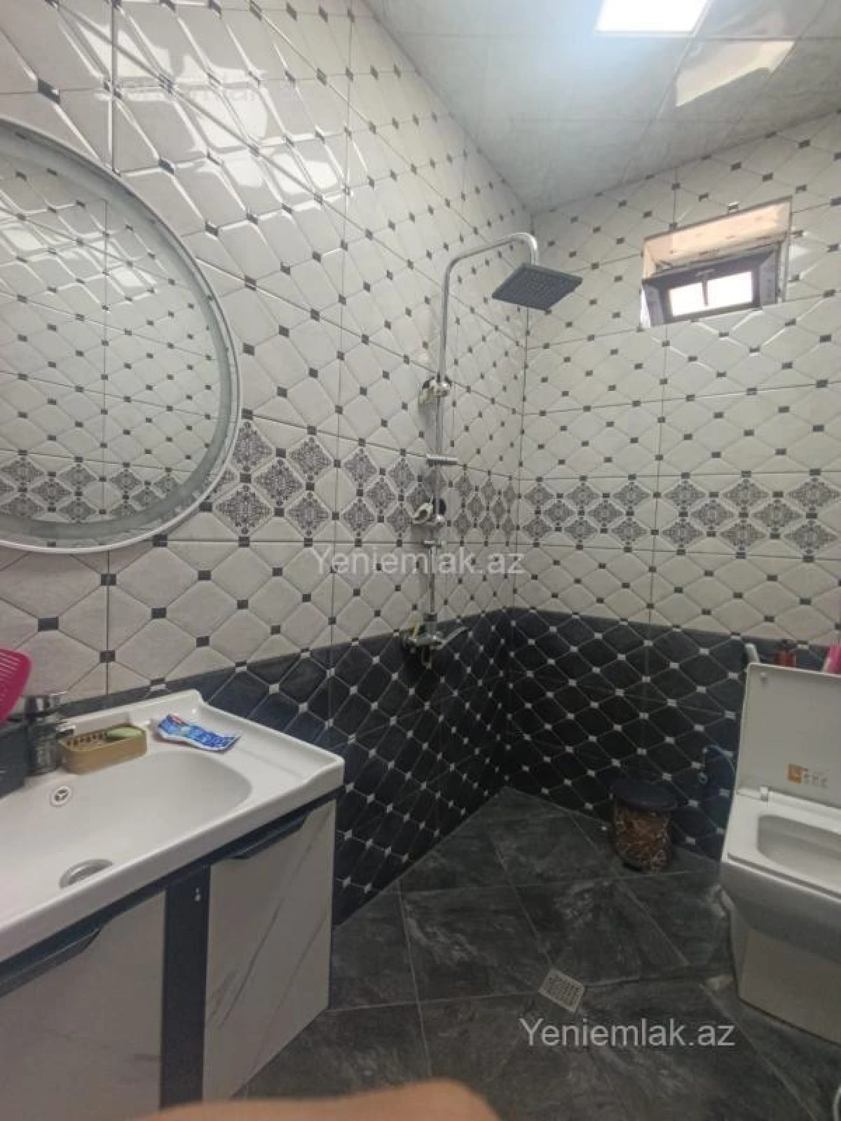 Satılır 4 otaqlı həyət evi 190 m²