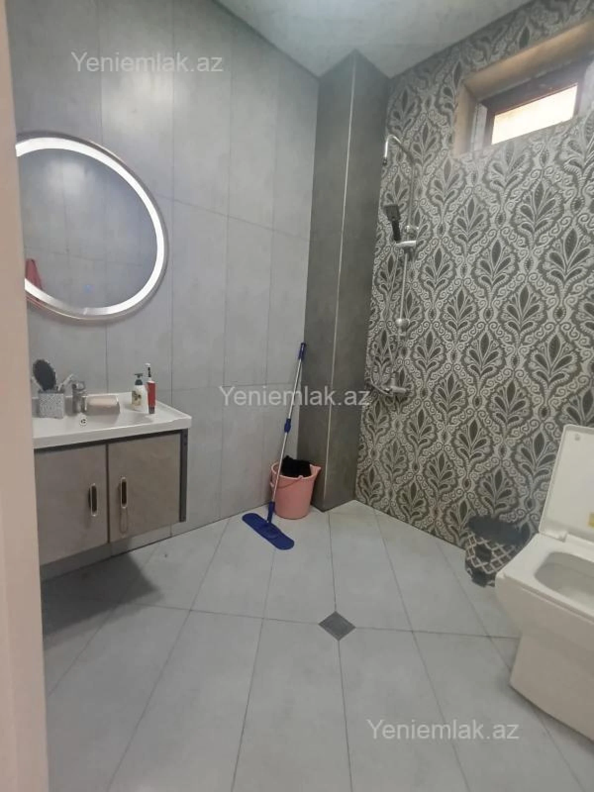 Satılır 4 otaqlı həyət evi 190 m²