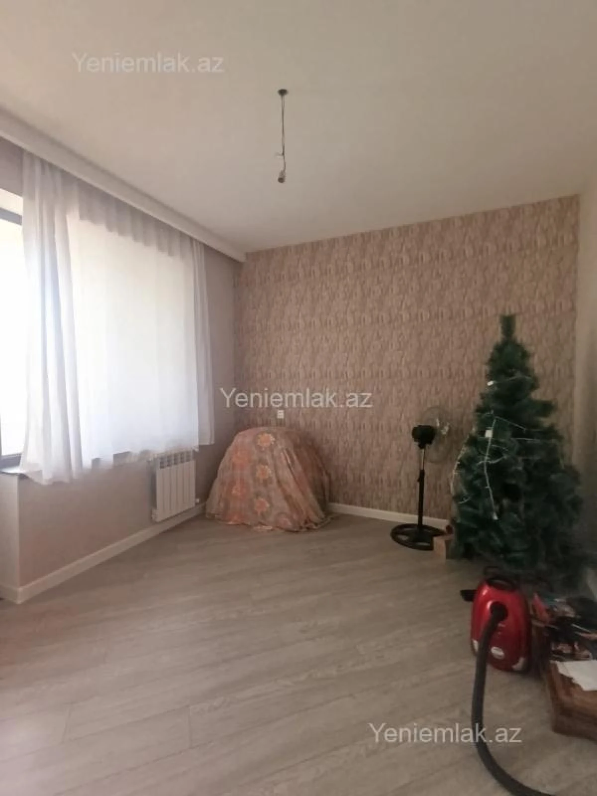 Satılır 4 otaqlı həyət evi 190 m²