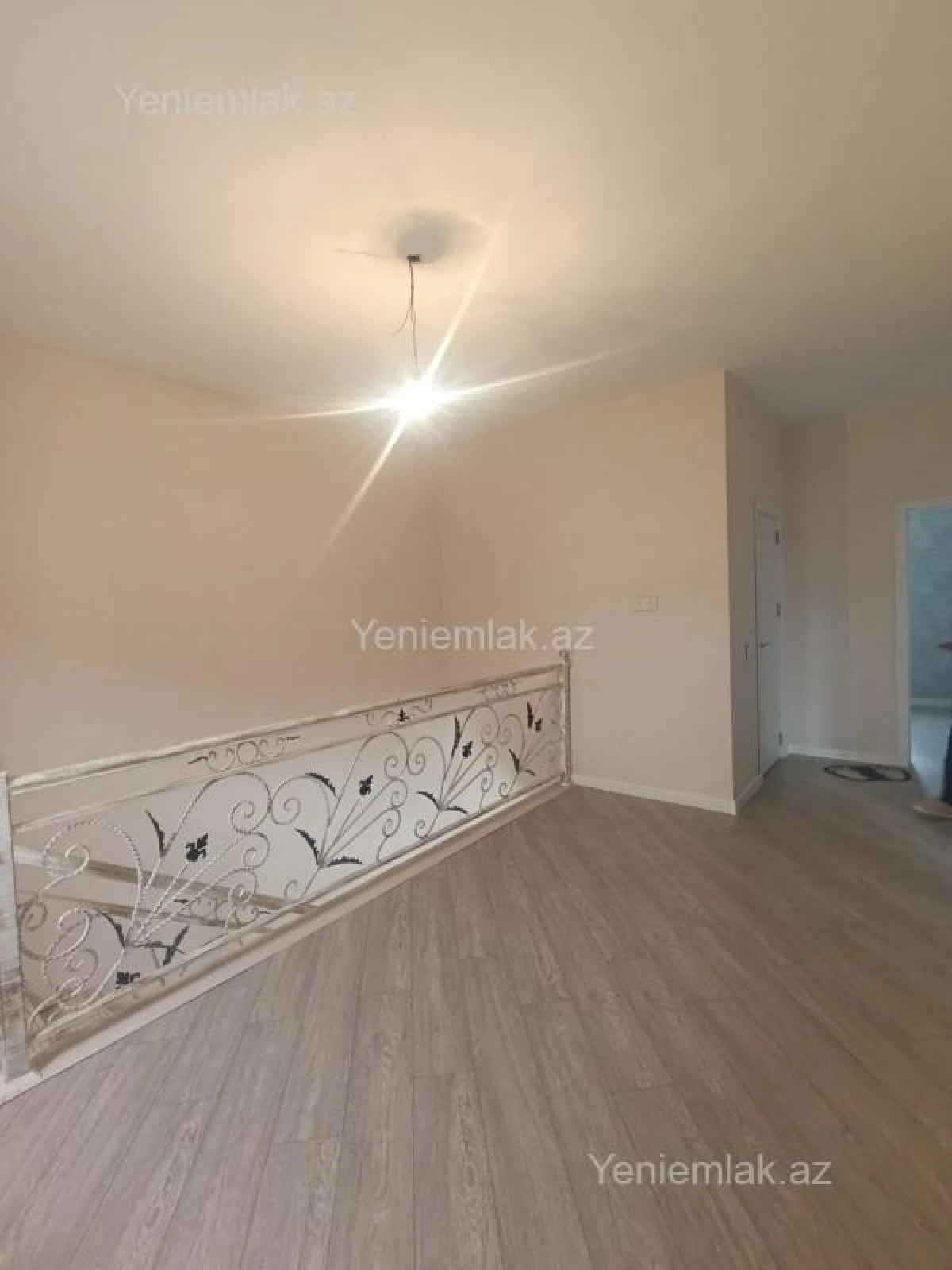 Satılır 4 otaqlı həyət evi 190 m²