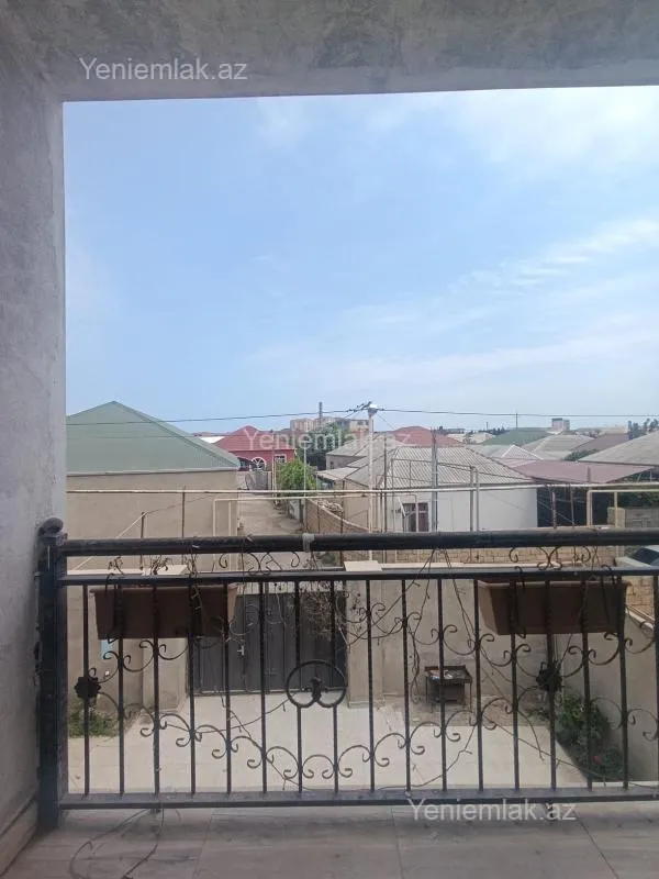 Satılır 4 otaqlı həyət evi 190 m²