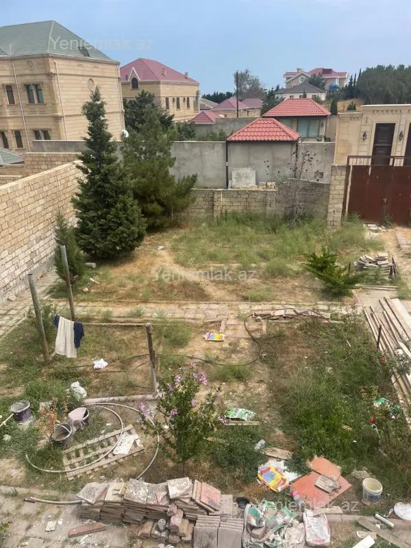 Satılır 7 otaqlı həyət evi 350 m²