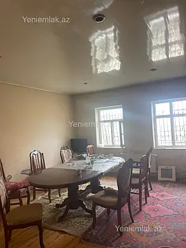 Satılır 7 otaqlı həyət evi 350 m²