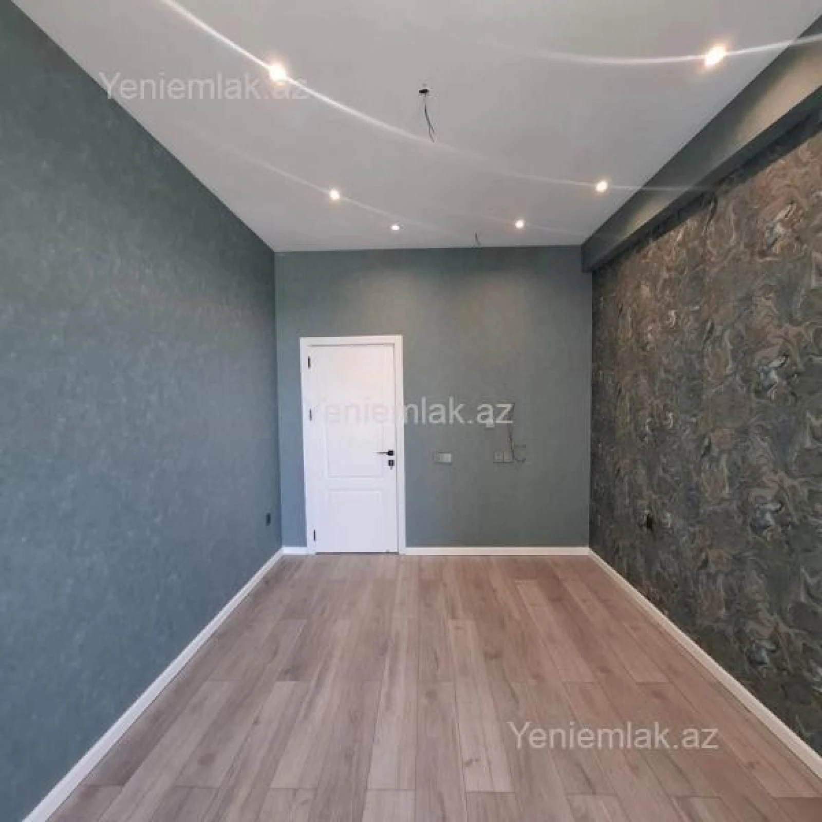 Satılır 3 otaqlı yeni tikili 97 m²