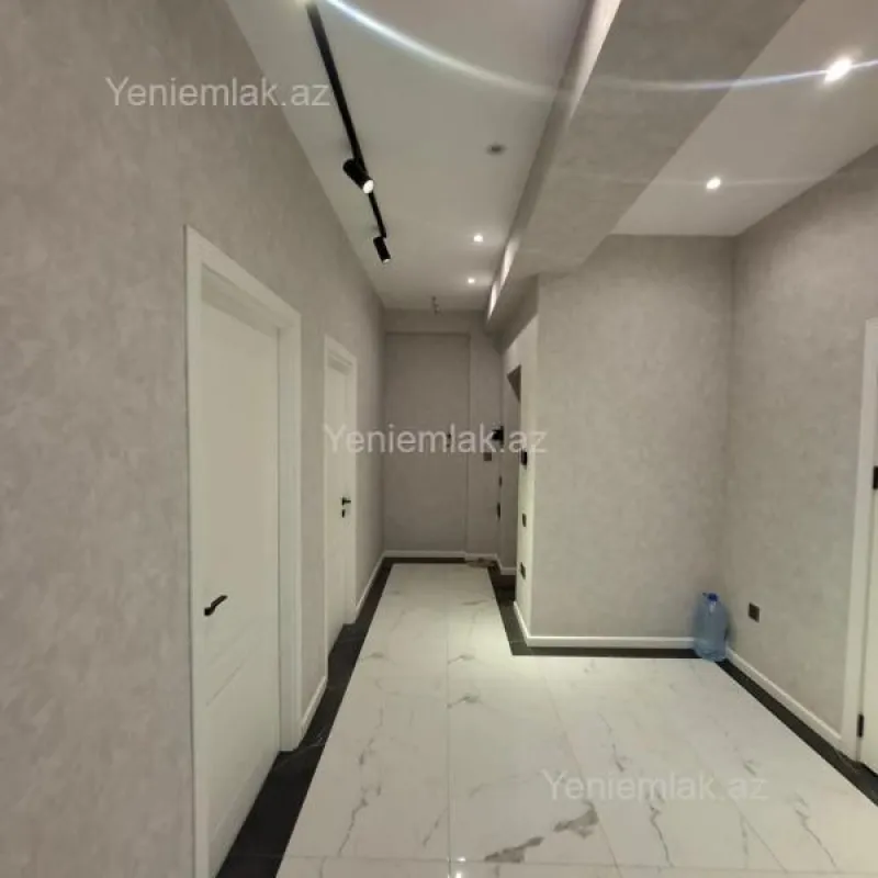 Satılır 3 otaqlı yeni tikili 97 m²
