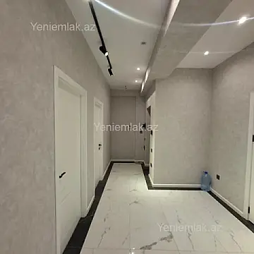 Satılır 3 otaqlı yeni tikili 97 m²
